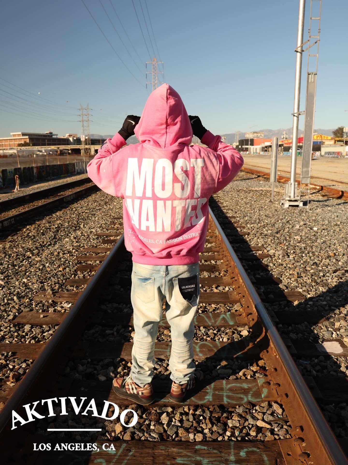 “MOST WANTED” AKTIVADO Hoodies